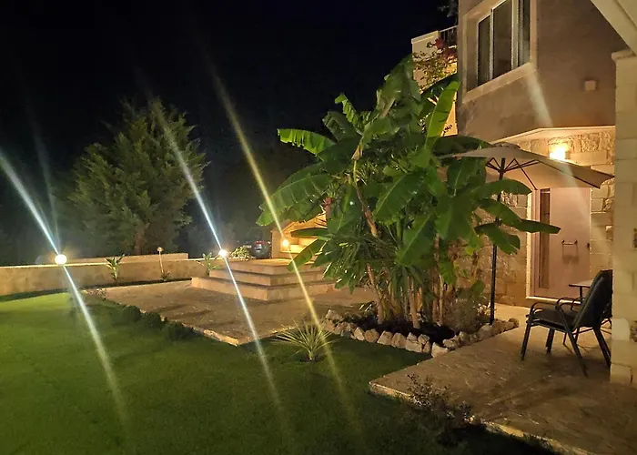 Xenia\'S Countryside Guesthouse